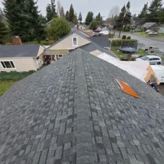 Licensed roofers on a Washington residential roof in Shoreline
