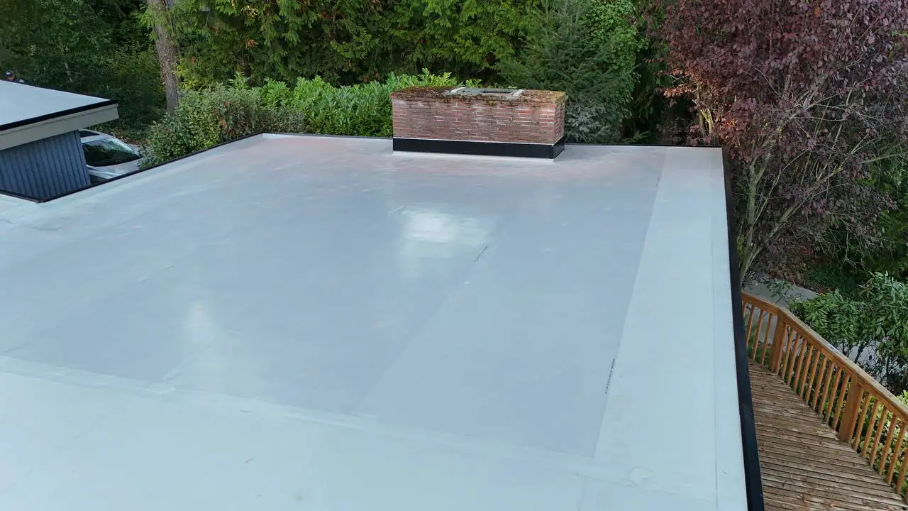 TPO project gallery 3 — membrane work for Everett property owners