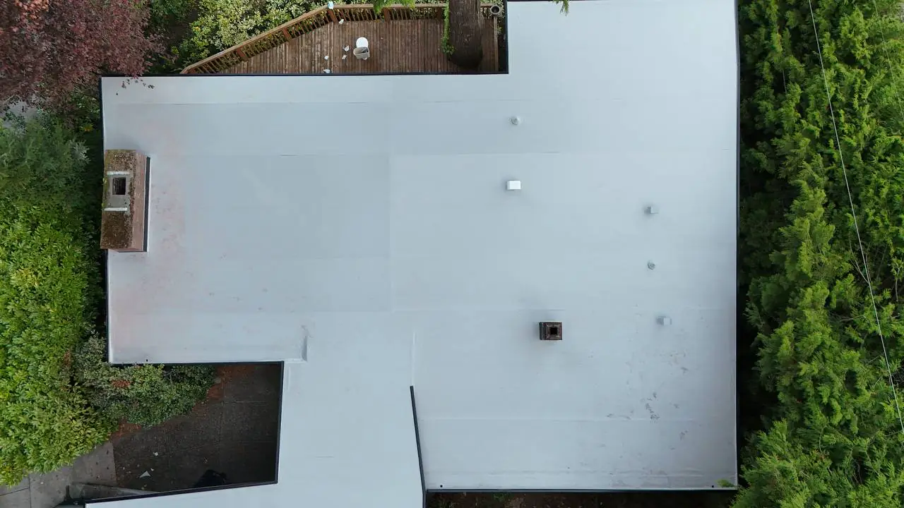 TPO project gallery 6 — membrane work for Everett property owners